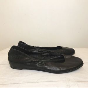 Eileen Fisher Hidden Wedge Black Leather Flats